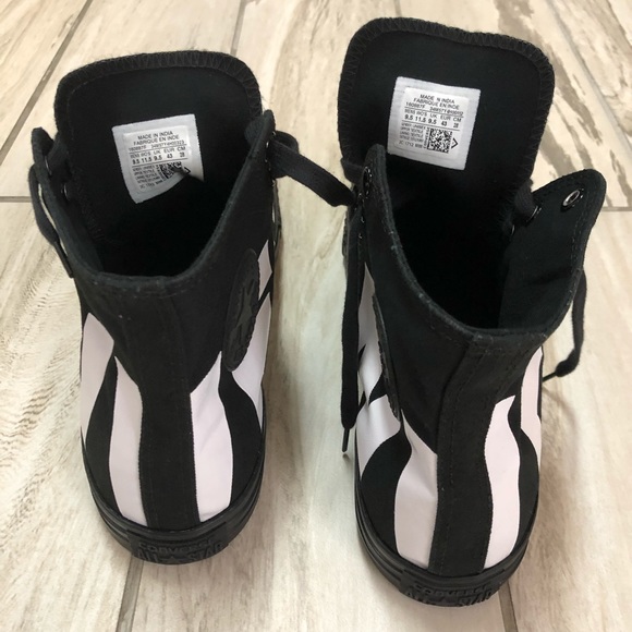 *SOLD*Converse Chuck Taylor All Star Hi Sneaker - Picture 6 of 7